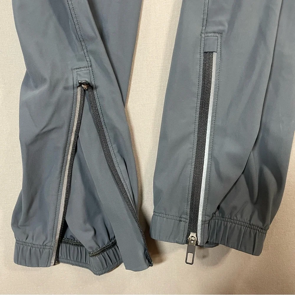 Lululemon Surge Joggers (Regular), Lightweight, Zips at Cuffs - Mens Medium
